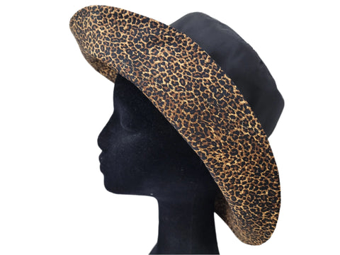 Wet Weather Bucket Hat  || Black-Small Leopard